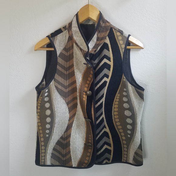 *SOLD*Bohemian Tapestry Vest Reversible Button Front EarthTones Abstract. - Picture 15 of 15
